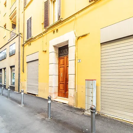 Spacious With Kitchenette, Near Piazza Maggiore Apartament *