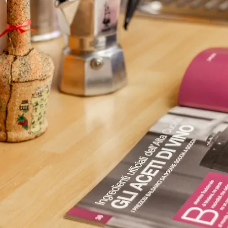 Spacious With Kitchenette, Near Piazza Maggiore * Bolonya