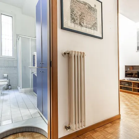 Spacious With Kitchenette, Near Piazza Maggiore Daire Bolonya