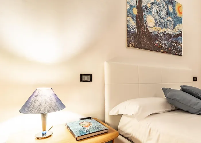 Spacious With Kitchenette, Near Piazza Maggiore شقة