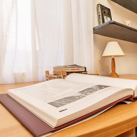 Spacious With Kitchenette, Near Piazza Maggiore Bolonia