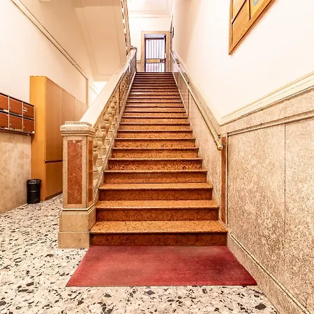 Spacious With Kitchenette, Near Piazza Maggiore Bolonia