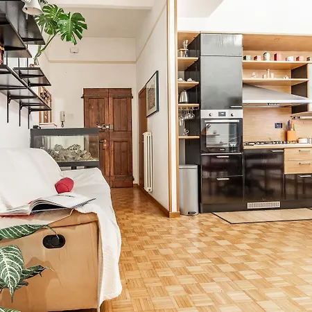 Spacious With Kitchenette, Near Piazza Maggiore Appartement Bologne