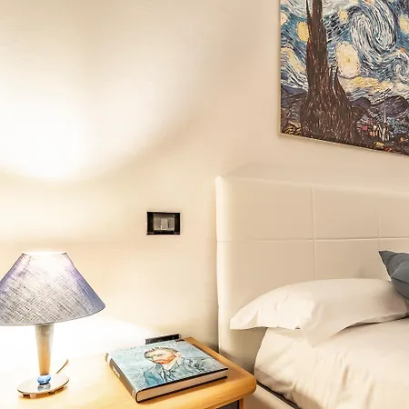 Spacious With Kitchenette, Near Piazza Maggiore Appartement